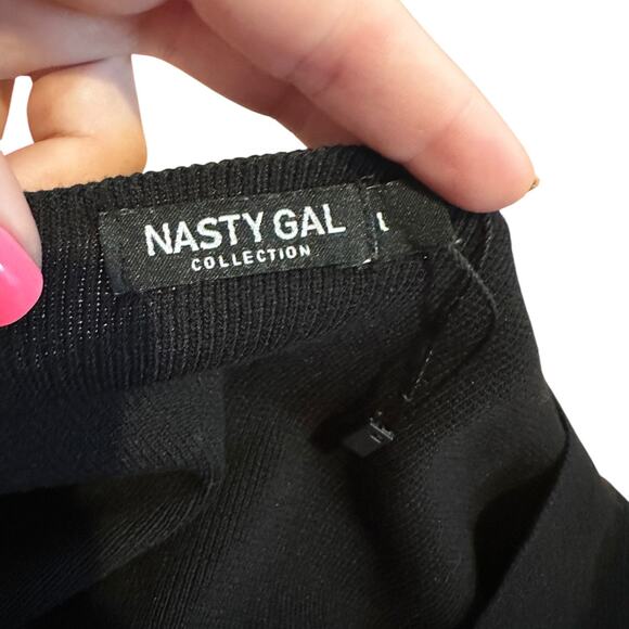 Nasty Gal Long sleeve Sweetheart Neck
U - Picture 6 of 7